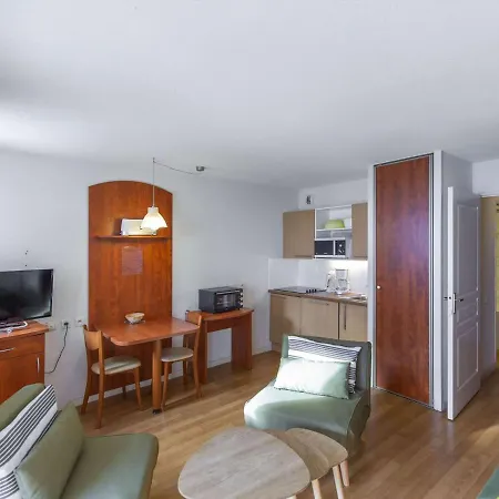 Cosy Avec Piscine Couverte, Fitness, Pres Des Pistes - 2 Adultes Et 1 Enfant * La Mongie