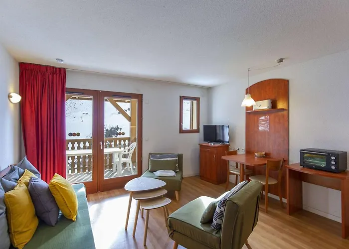 Cosy Avec Piscine Couverte, Fitness, Pres Des Pistes - 2 Adultes Et 1 Enfant La Mongie